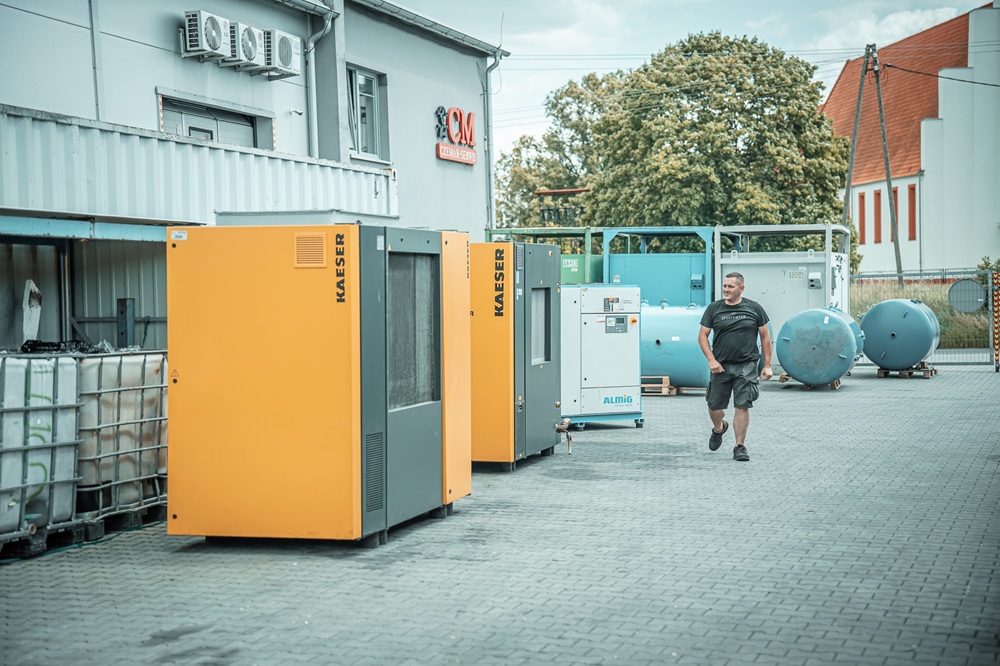 Ile prądu zużywa sprężarka i jak obniżyć koszty energii?